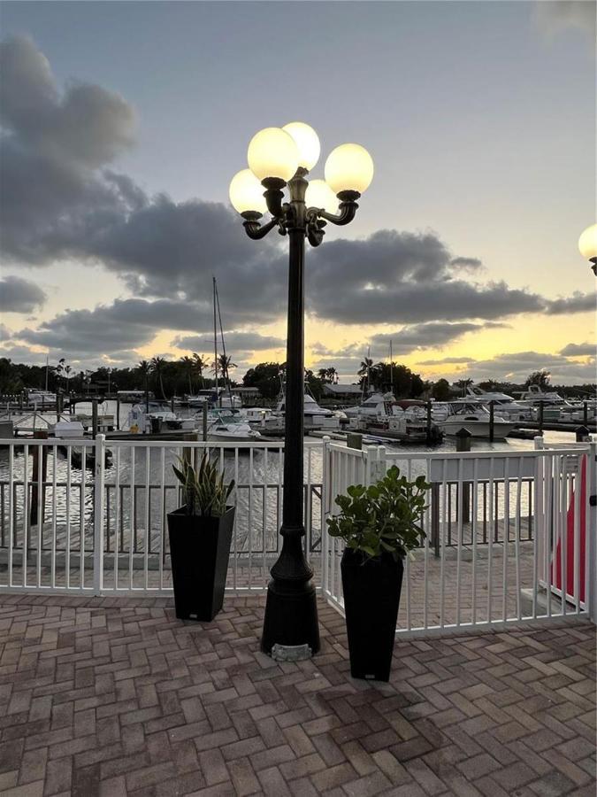 Marina Vibes - Sarasota Hotel Eksteriør billede